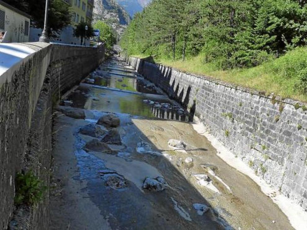 El río Aragón es uno de los cuatro que no podrá optar a estas ayudas
