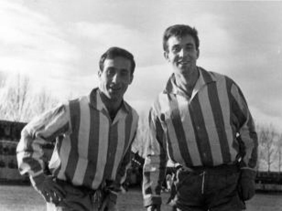 Ricardo y Carlos Lapetra, con la camiseta del Guadalajara.