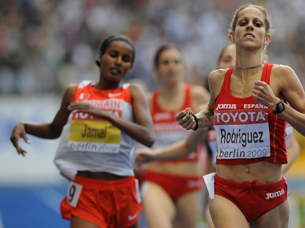 Natalia Rodríguez, descalificada, se queda sin su polémico oro en 1.500