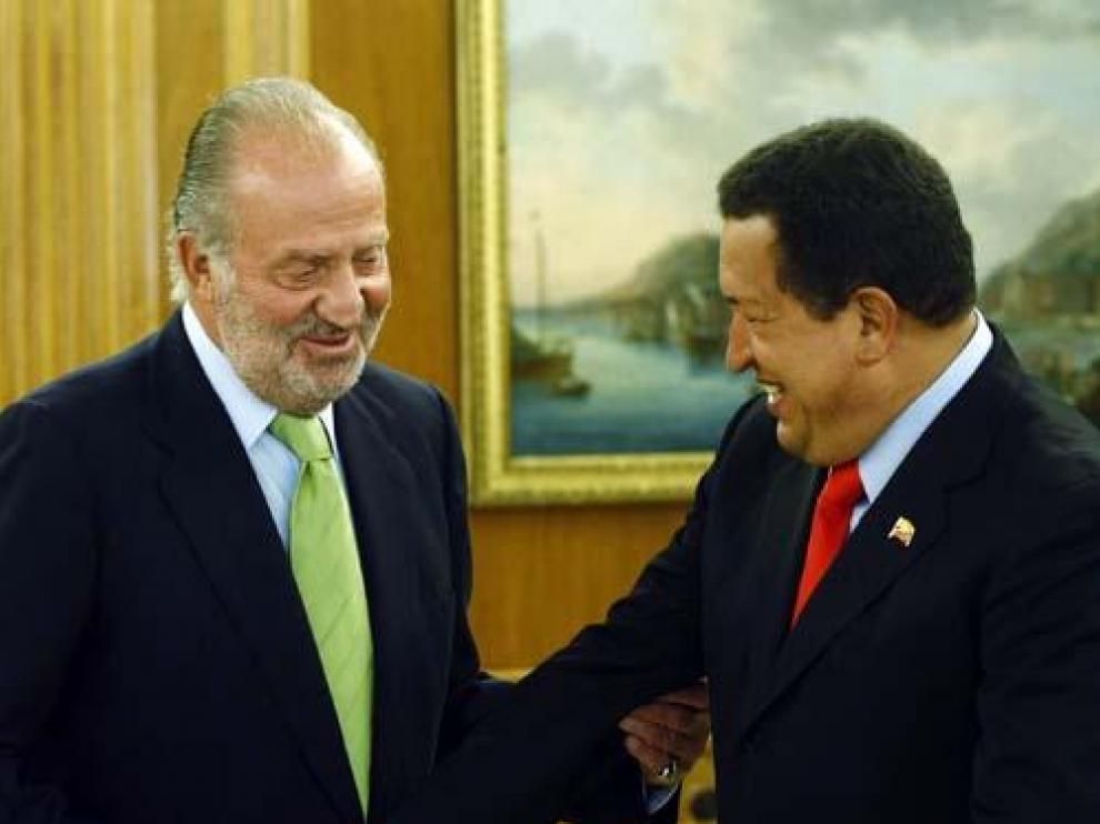 El Rey, con Chávez, en la Zarzuela