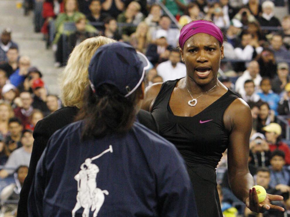 Williams, descalificada del US Open por amenazar de muerte a una juez