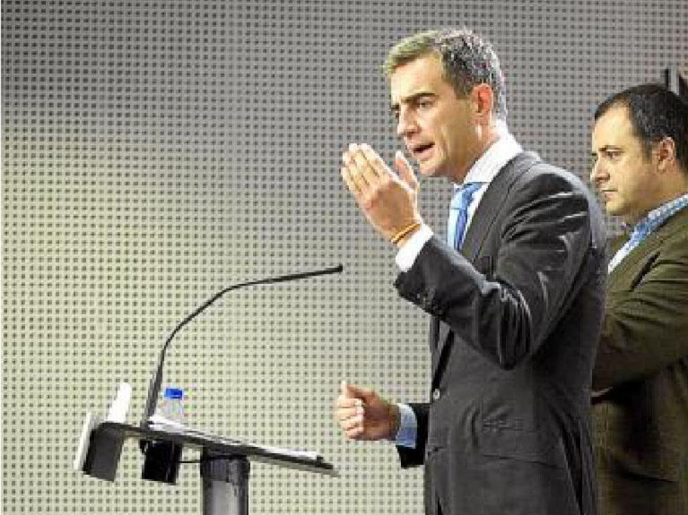 Ricardo Costa, a la izquierda, y David Serra, ayer.