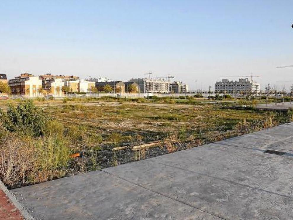 Aspecto de los solares del antiguo cuartel de Artillería, donde no se ha empezado a construir.