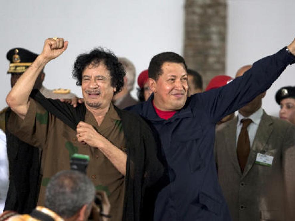 El dirigente de Libia, Muamar Gadafi, y el presidente venezolano, Hugo Chávez