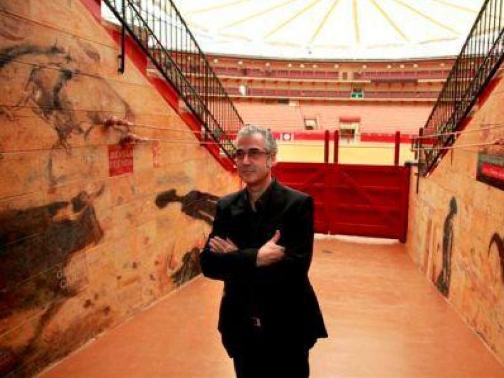 La plaza de toros estrena decoración en estas fiestas