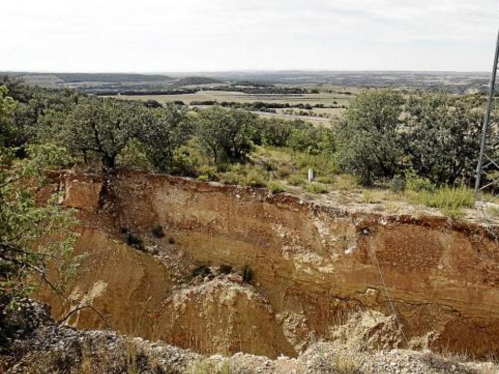 Las obras de la autovía Huesca-Lérida llevan dos años paradas en Lascellas por una sima