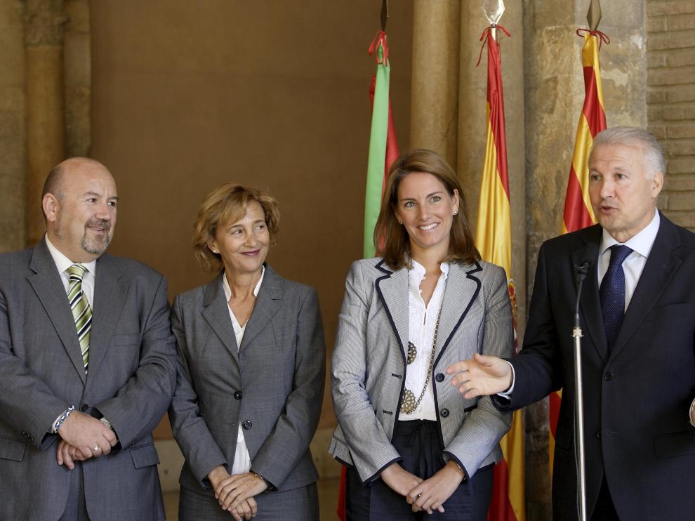 Quiroga dice que "cabe una reflexión" sobre el rechazo del PP en el Congreso al blindaje del cupo vasco