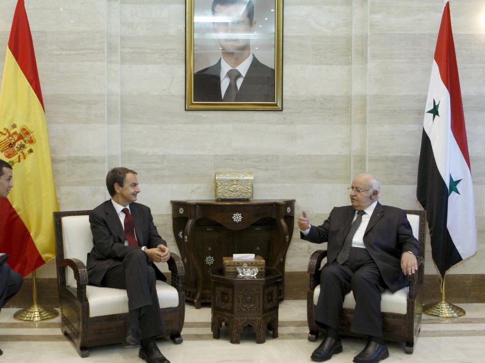 Zapatero se ha entrevistado con el primer ministro de Siria, Muhammad Naji Al-Otari.