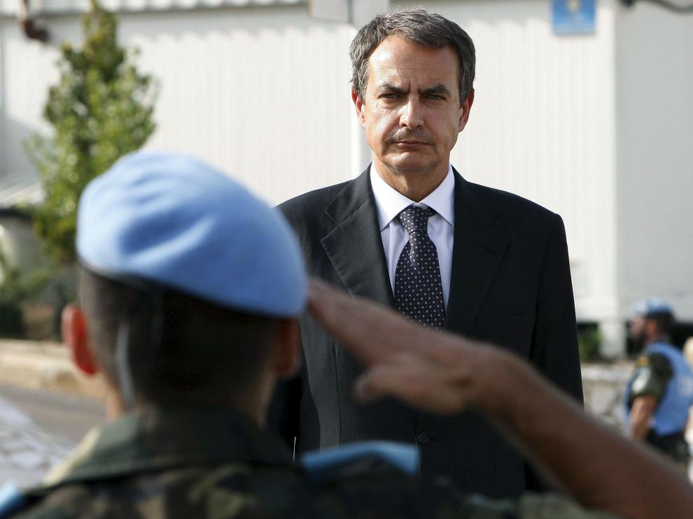 El presidente visitó a las tropas españolas destinadas en Líbano