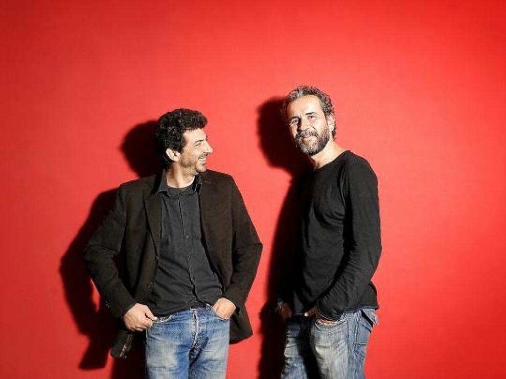 Alberto Rodríguez y Willy Toledo, antes del coloquio en el que hablaron de su última película, 'After'.