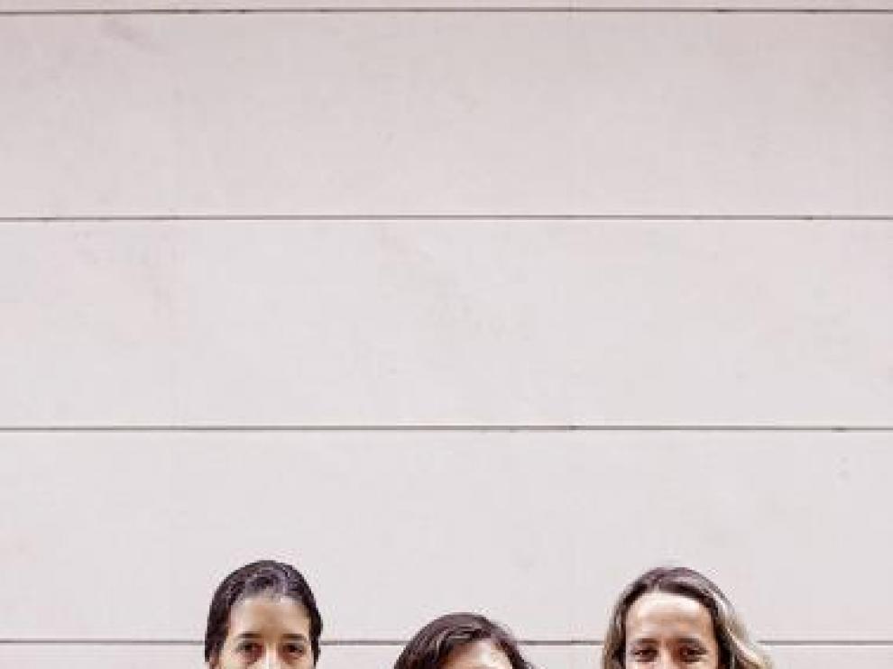 Claudia Neto, Ana Borges y Sonia Matías, la sonrisa del Prainsa.