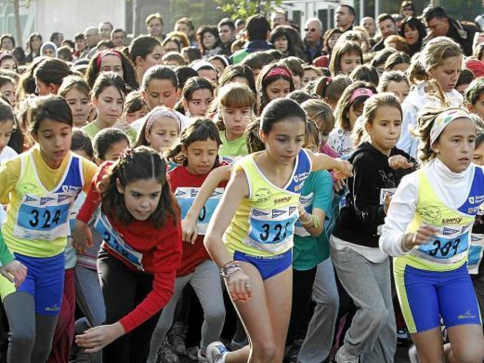 Pistoletazo de salida en la Carrera del Parchís del pasado año.