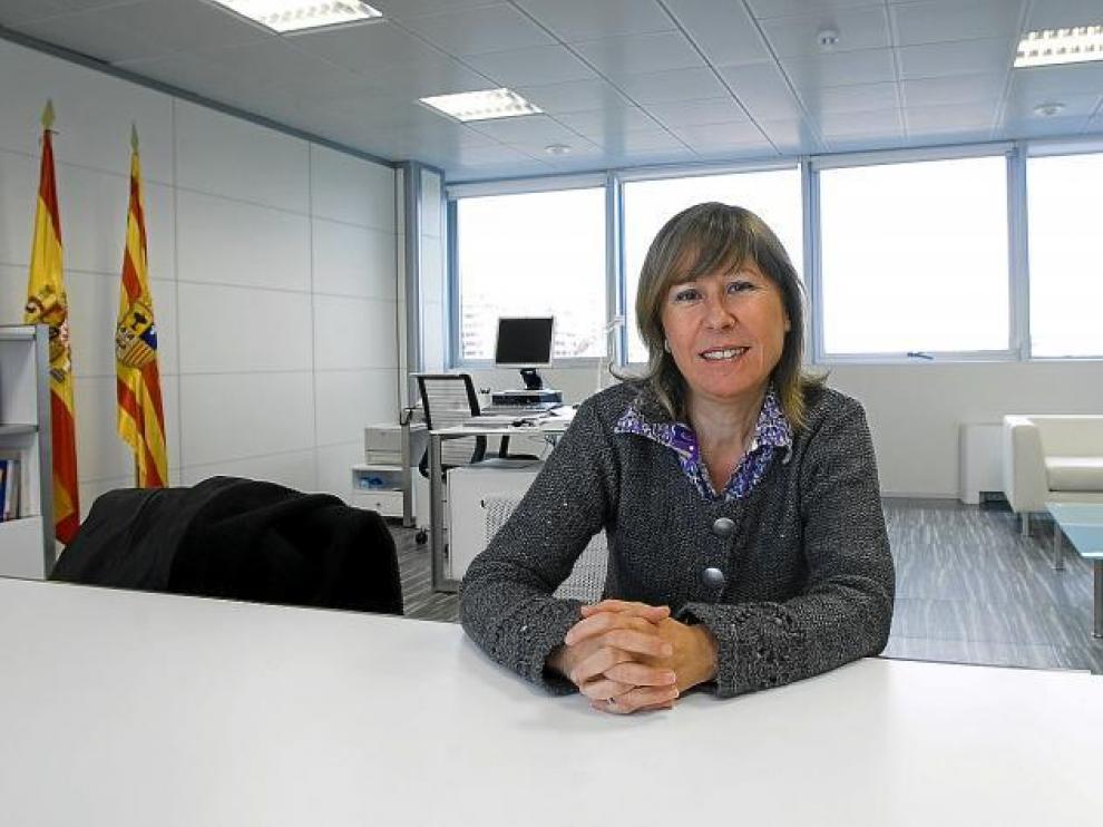 Ana Sesé en su nuevo despacho del Salud, en Vía Univérsitas.