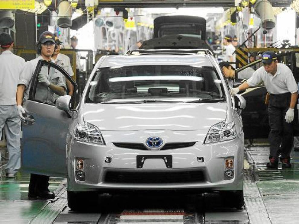 Cadena de producción del Toyota Prius en la planta de Aichi (Japón)