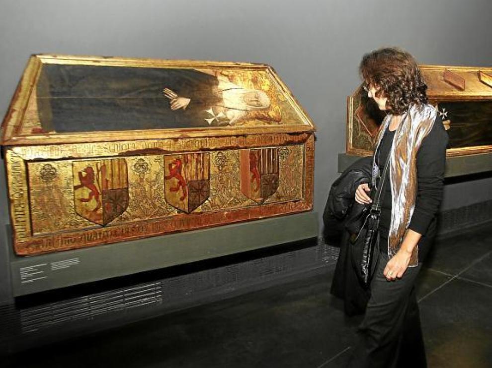 La caja sepulcral de Isabel de Aragón es uno de los bienes afectados por el contencioso de Sijena
