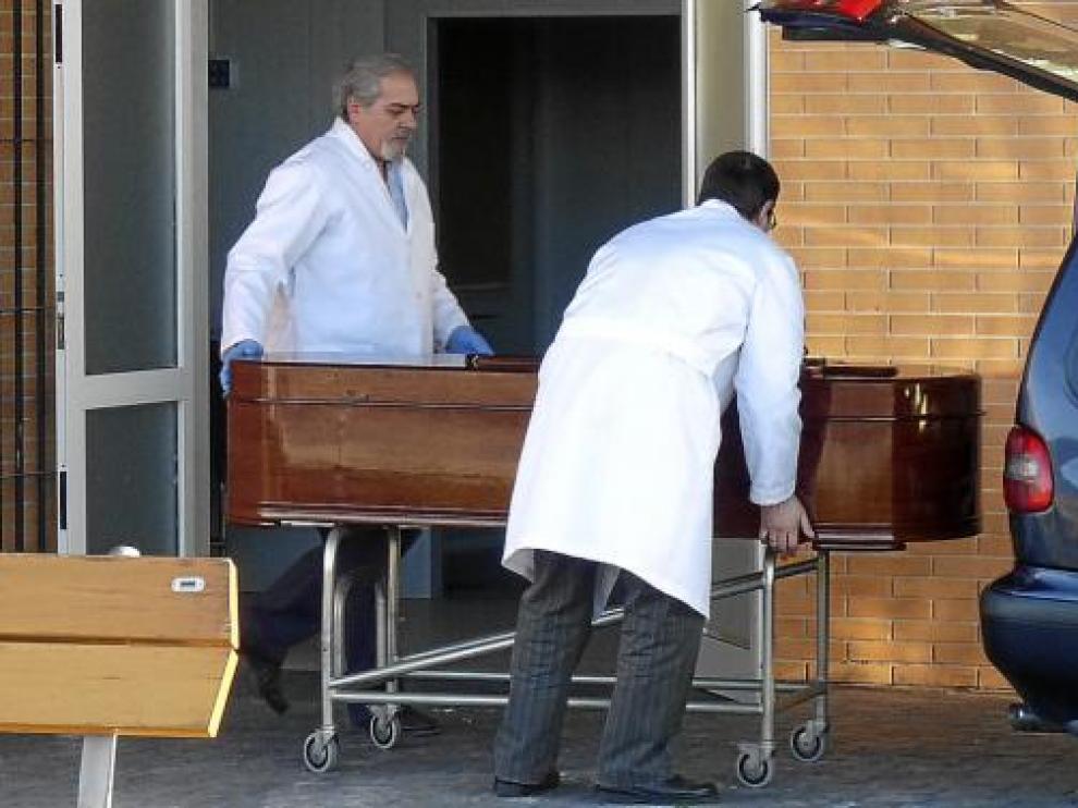 Los cadáveres fueron trasladados ayer a Pamplona, donde hoy se celebrará el funeral.