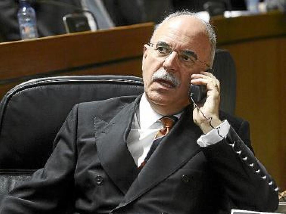 Alberto Larraz, en un pasado pleno en las Cortes.