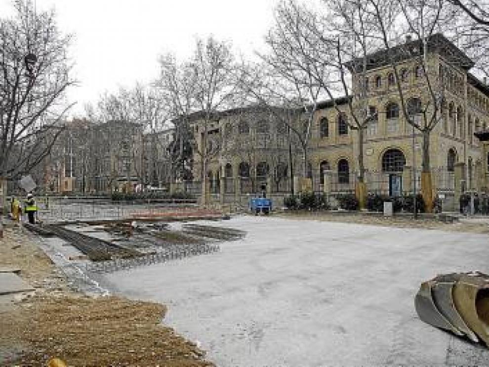 El cubrimiento ya está a la altura de la calzada.