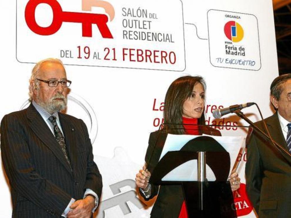La ministra Corredor, en la inauguración del Salón del Outlet Residencial, en Ifema