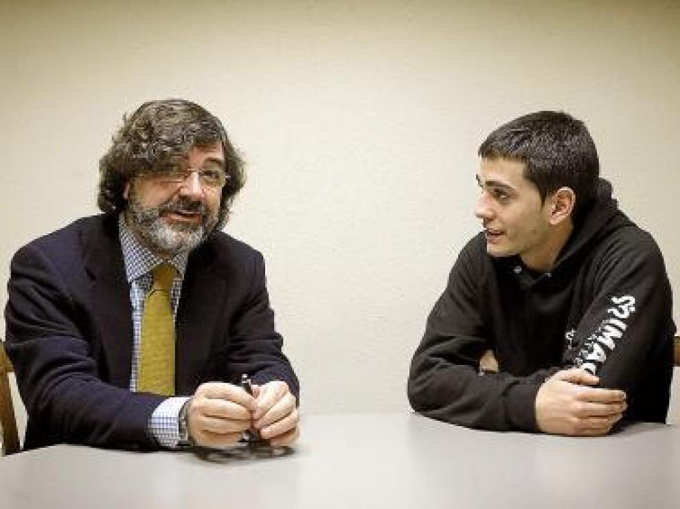 Álvaro Rodríguez, a la derecha, con su abogado, Eladio Mateo Ayala