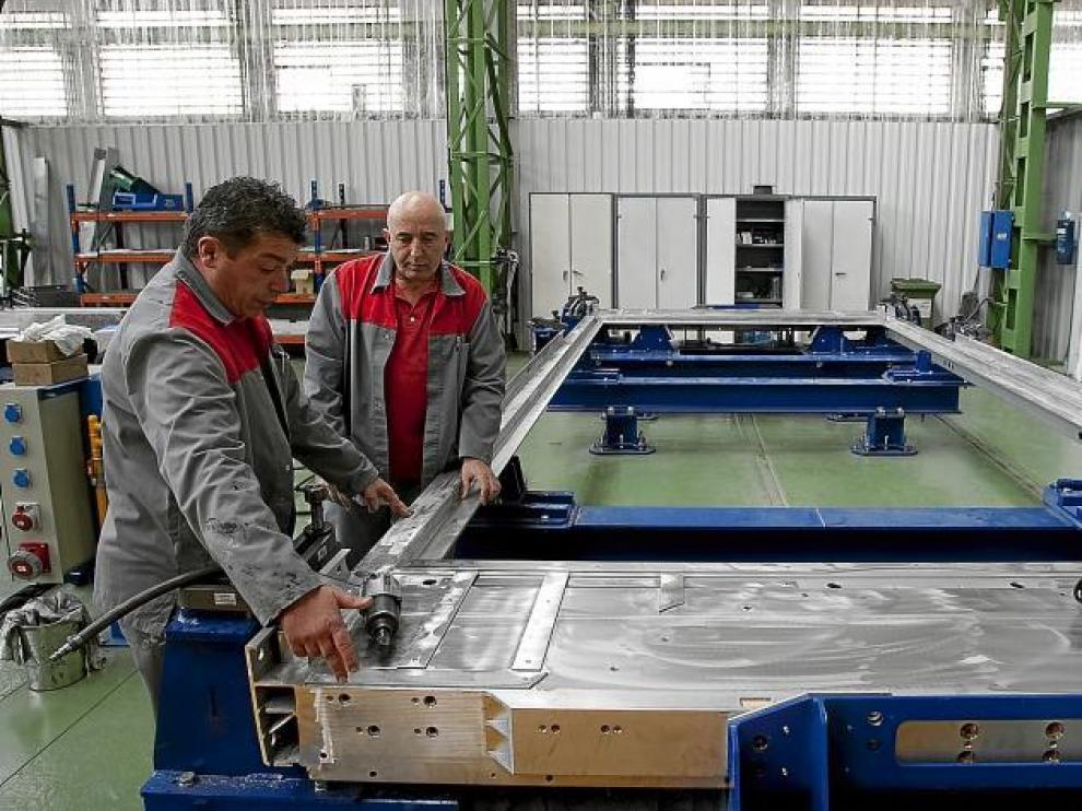 CAF empieza a construir el tranvía para que circule en pruebas a lo largo de este año