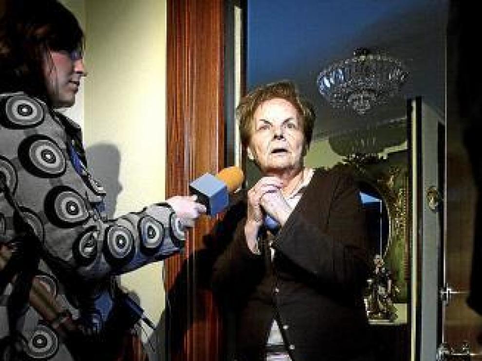 Una vecina, sobrecogida, al enterarse de la noticia.