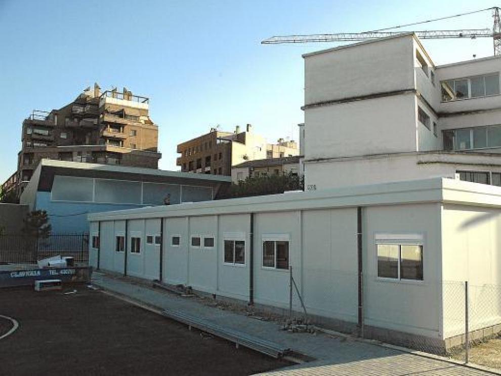El colegio San José de Calasanz tiene cuatro aulas prefabricadas. A partir de septiembre serán seis.