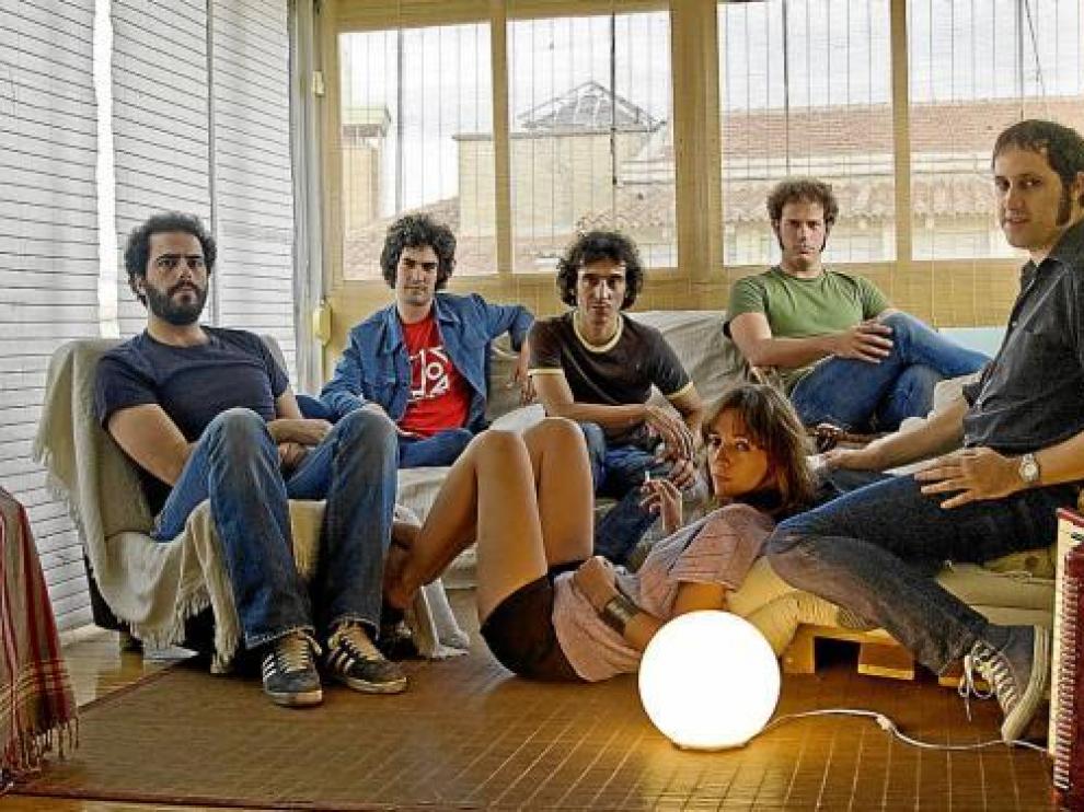 El grupo Tulsa al completo, esta noche en La Lata de Bombillas.
