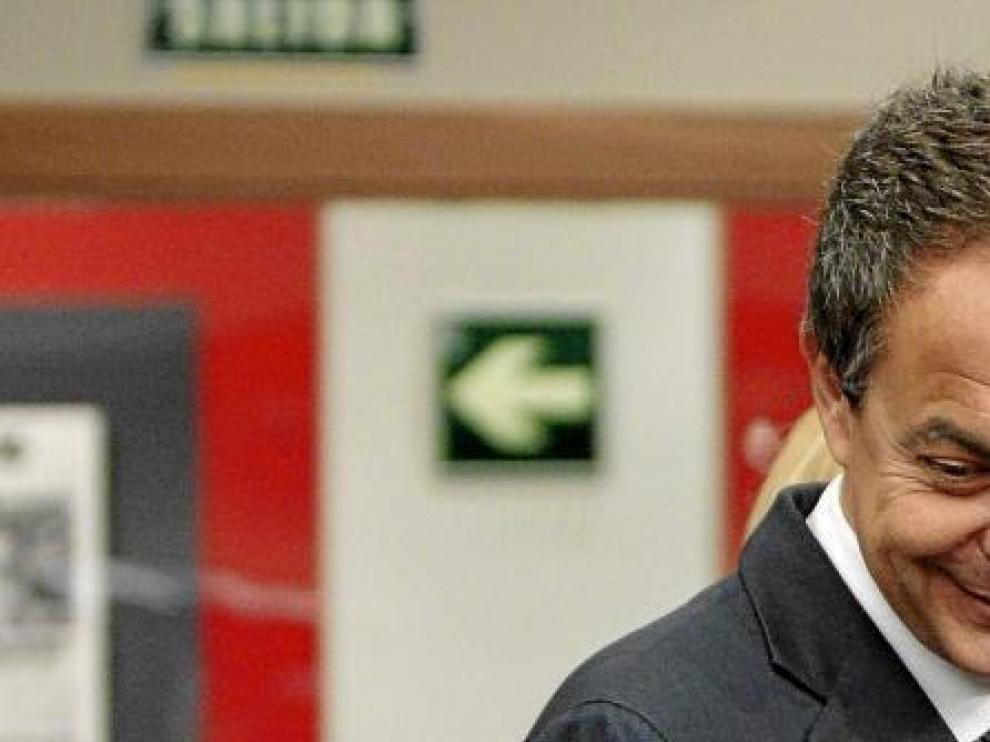 Rodríguez Zapatero, a su llegada a la rueda de prensa tras la reunión con Rajoy.