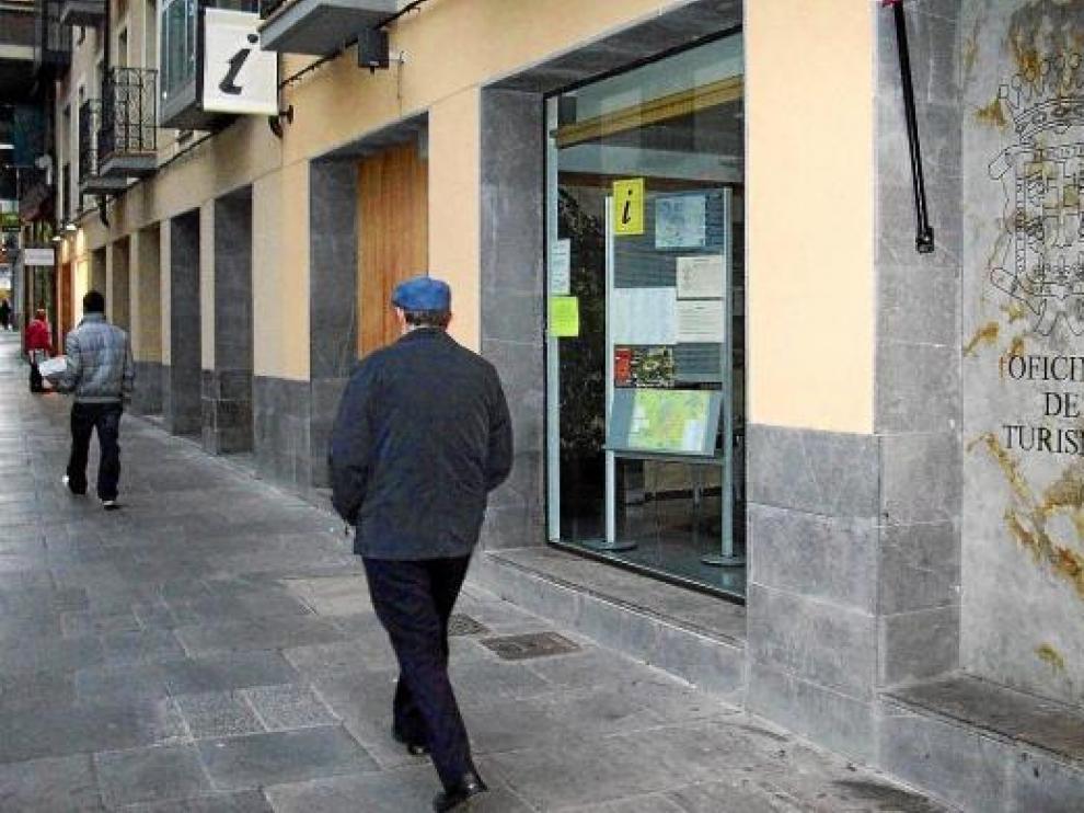 La Oficina Municipal de Turismo de Jaca, en la plaza de San Pedro.