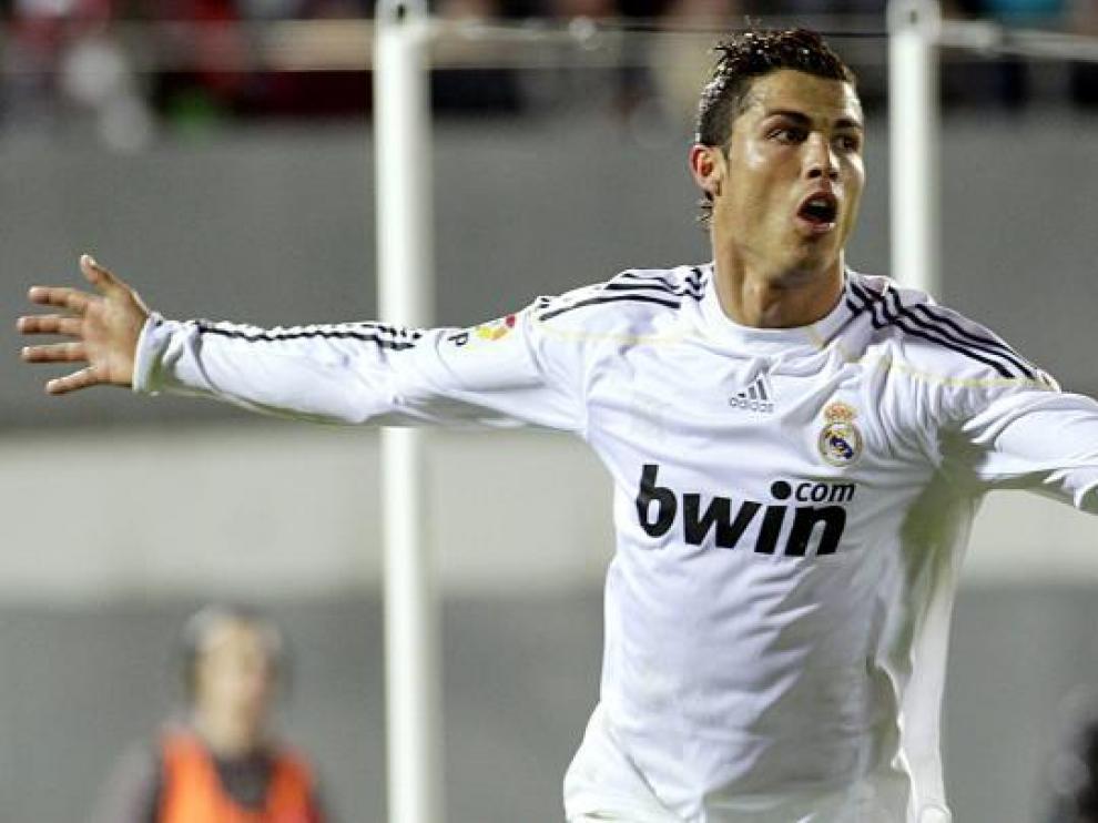 Cristiano Ronaldo celebra uno de sus tres goles en Mallorca.