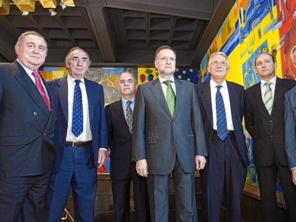 "Echamos de menos medidas mayores como la reforma laboral"