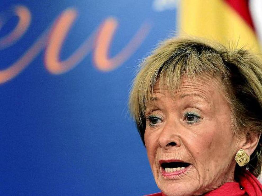 La vicepresidenta, María Teresa Fernández de la Vega, tras el Consejo de Ministros de ayer.