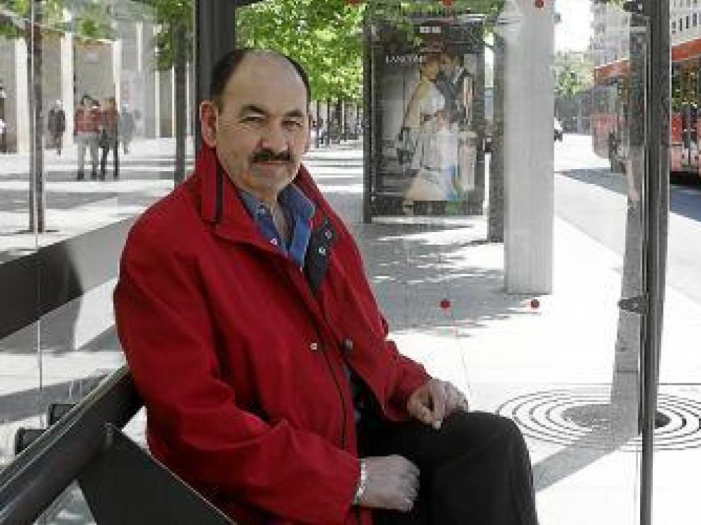 "Siempre paga la gente de la calle"