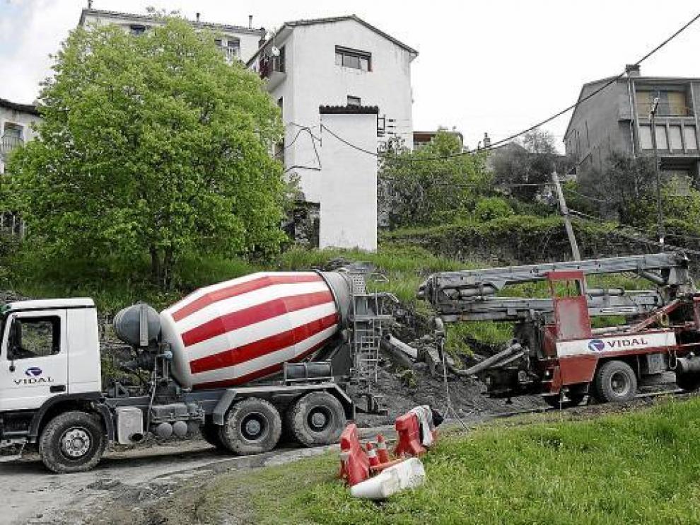 Los afectados por el deslizamiento de la ladera en Boltaña no podrán volver a casa en 15 días