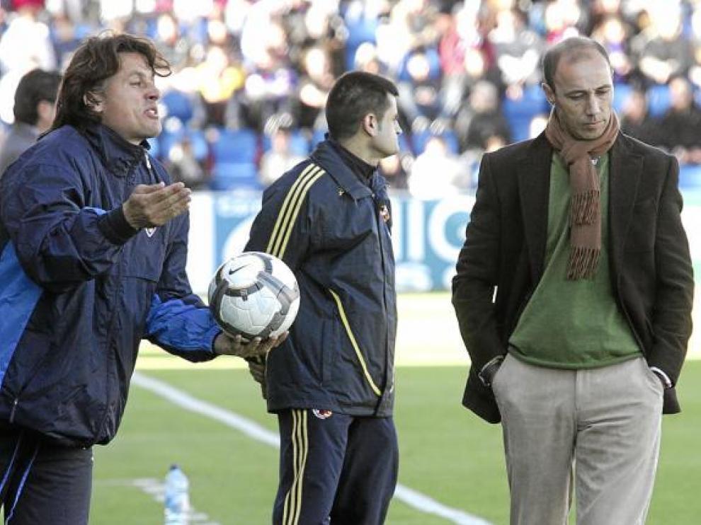 Una parte de la grada mostró su desaprobación ayer con el primer cambio que hizo Calderón.