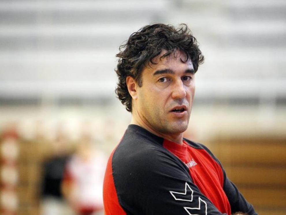 Txema Senosiain, ayer, en uno de los últimos entrenamientos del equipo.