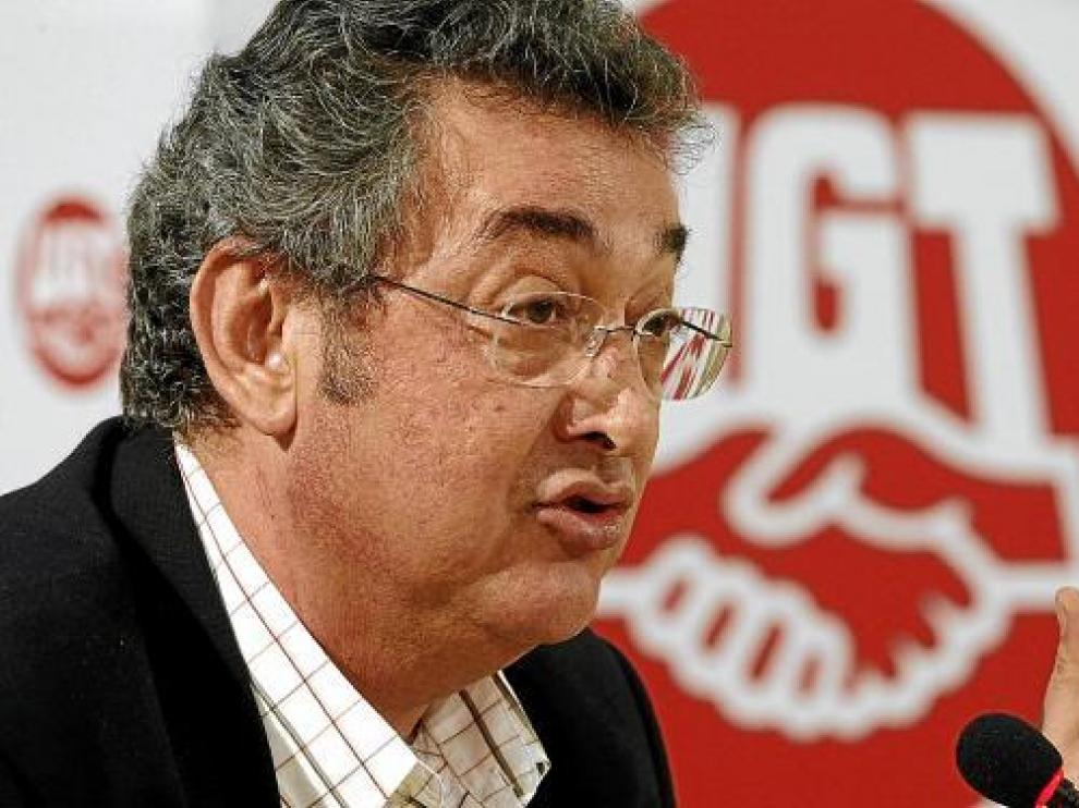 El secretario de Acción Sindical de UGT, Toni Ferrer, arremetió ayer contra el plan de Zapatero.