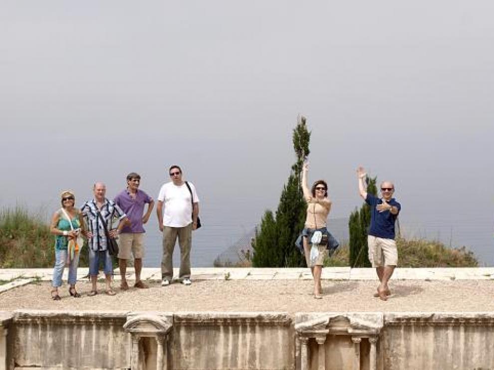 Incluso haciendo turismo, la jota está presente en el pensamiento de los miembros de la formación.