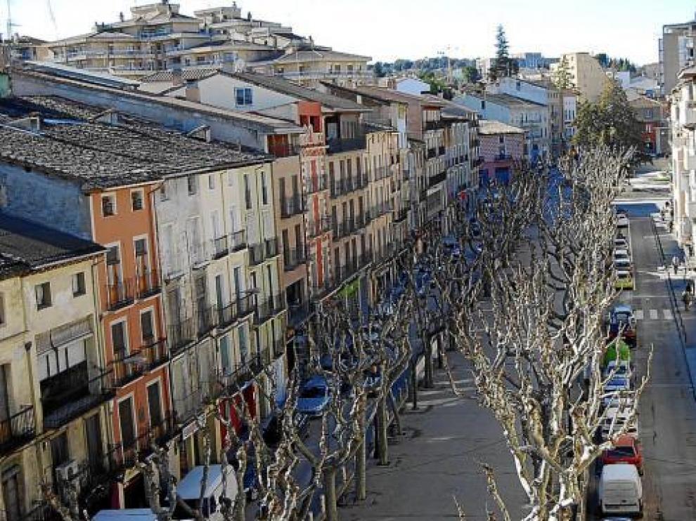 El Paseo del Coso de Barbastro mejorará su iluminación en ambos lados con el Plan E.