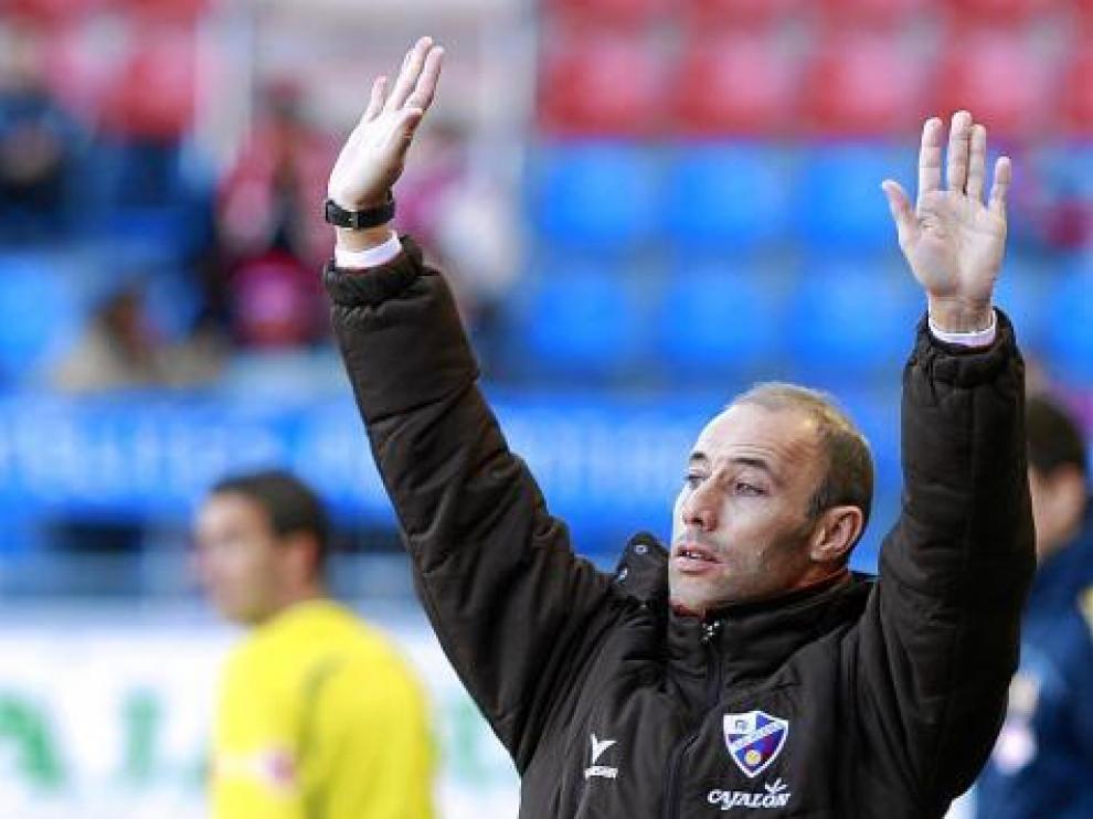 Calderón ha adquirido prestigio a nivel nacional por su trabajo en Huesca.