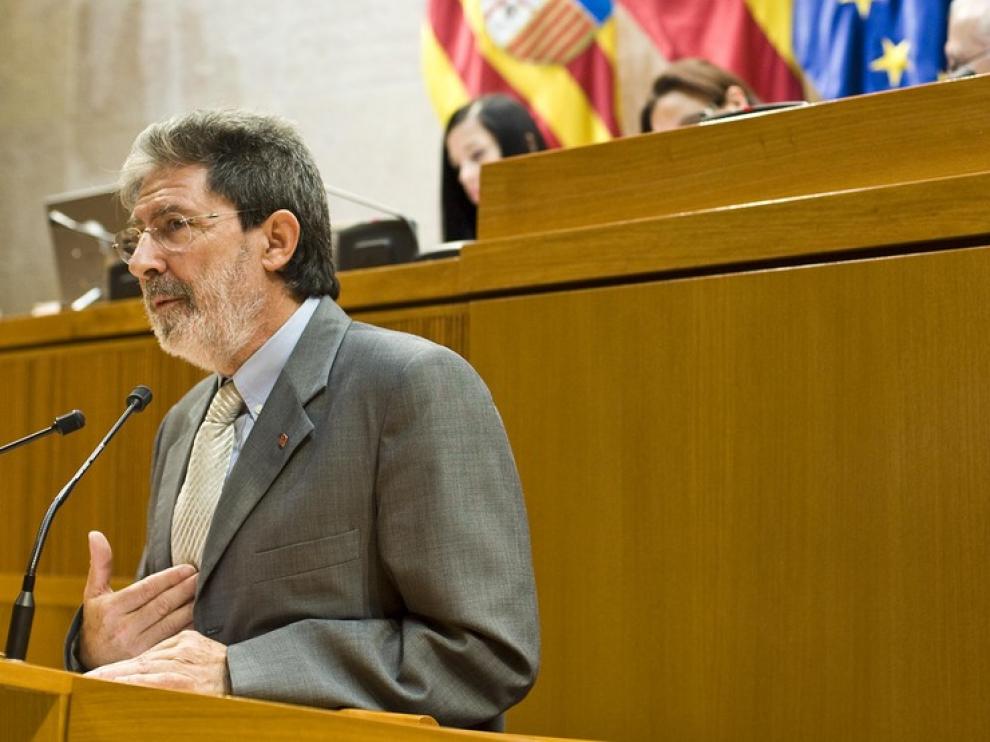 Adolfo Barrena en el pleno de las Cortes