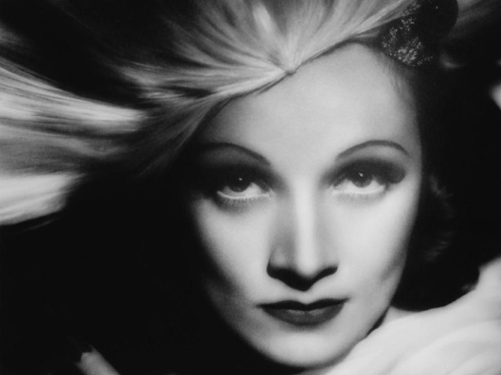 Marlene Dietrich en un fotograma de Shanghai Express