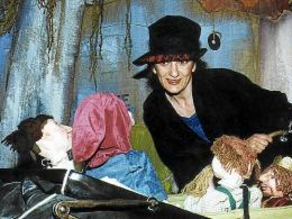 Títeres de la Tía Elena trae 'La bestia desconocida'.