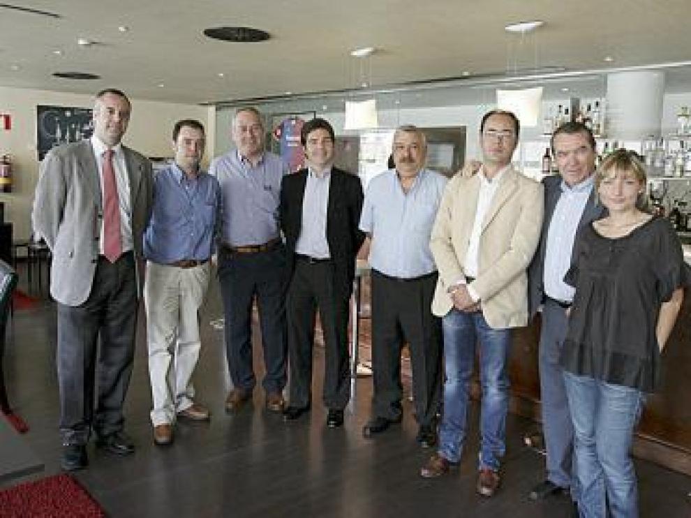 El equipo de Toros del Ebro estuvo ayer en el Abba Huesca.