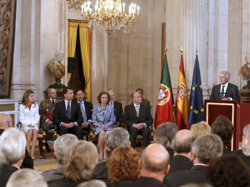 Los Príncipes de Asturias y los Reyes presiden el acto en Madrid