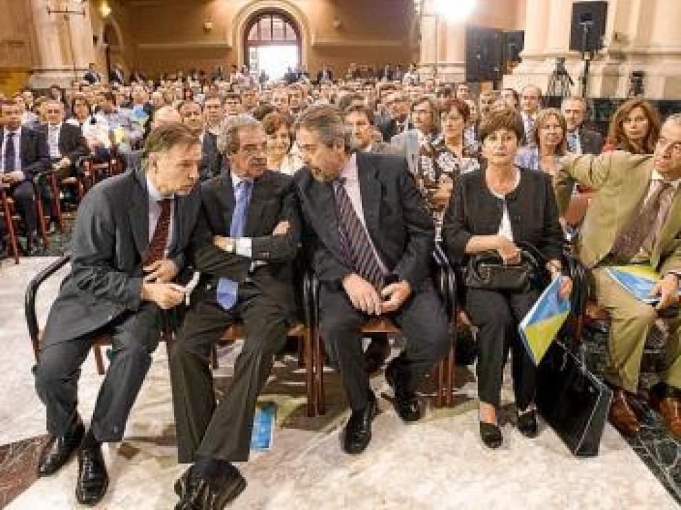 De izquierda a derecha, Iglesias, Alierta, Belloch y Noeno.