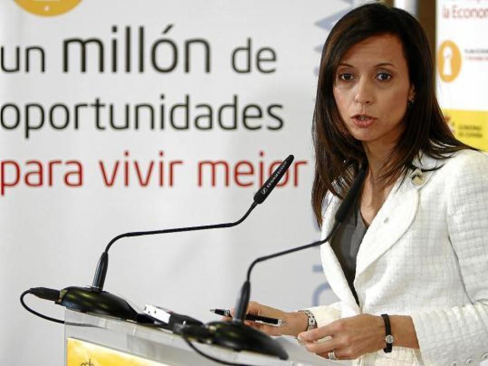 La ministra de Vivienda, Beatriz Corredor, ayer en rueda de prensa.