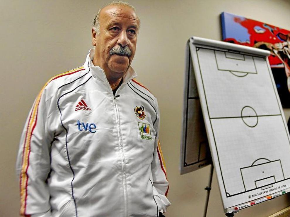 Vicente Del Bosque, ayer en el hotel de concentración de la selección española en Potchfstroom.