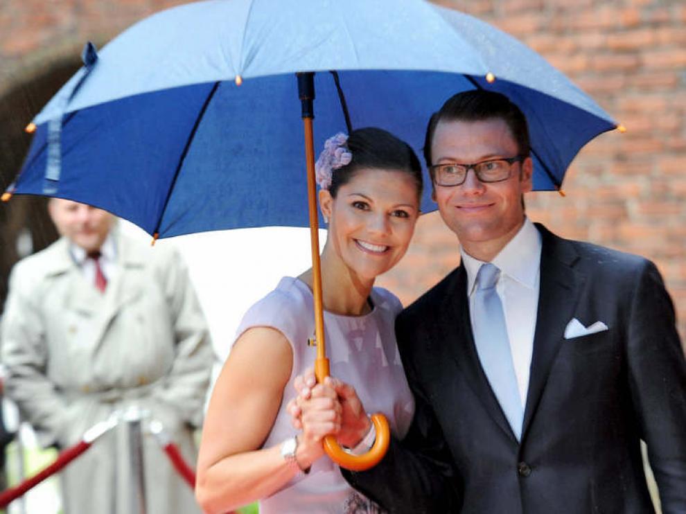 Victoria de Suecia y su marido.
